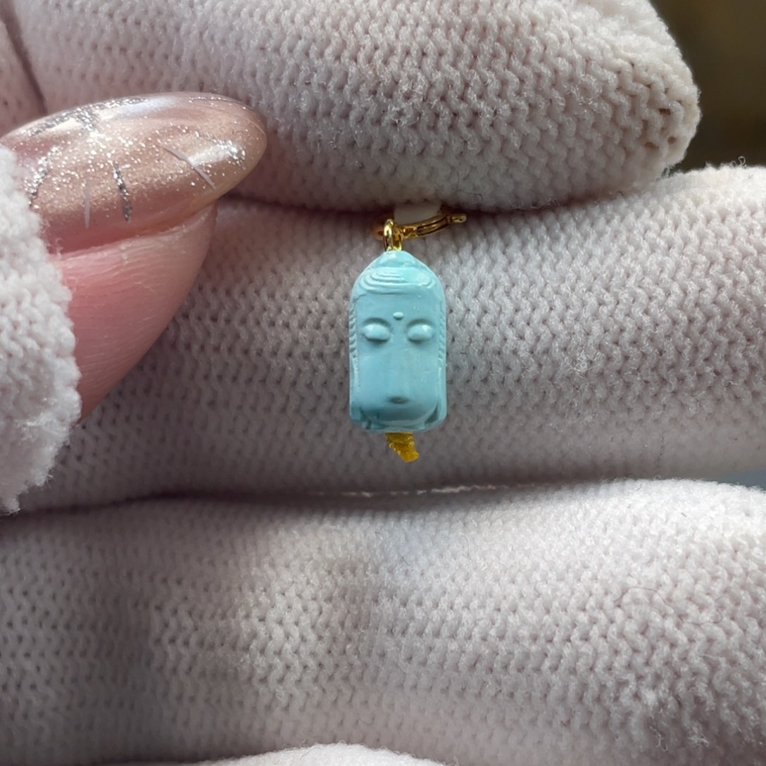 绿松石未镶嵌挂件