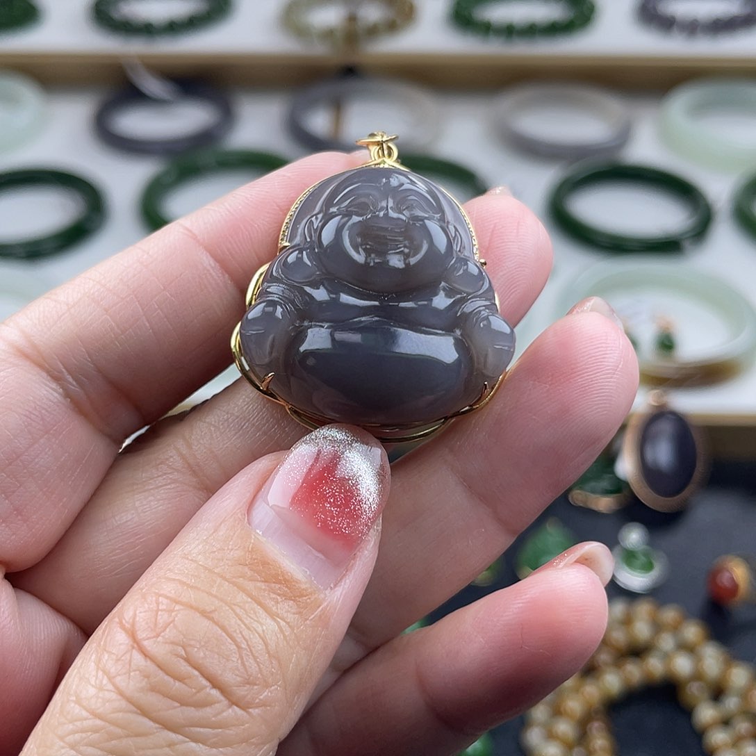 和田玉颈饰18K金镶嵌