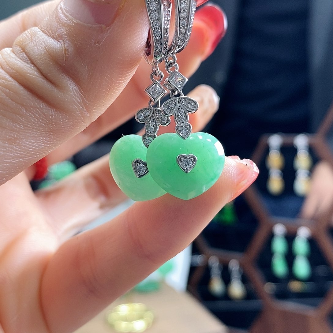 翡翠耳饰银S925镶嵌翡翠