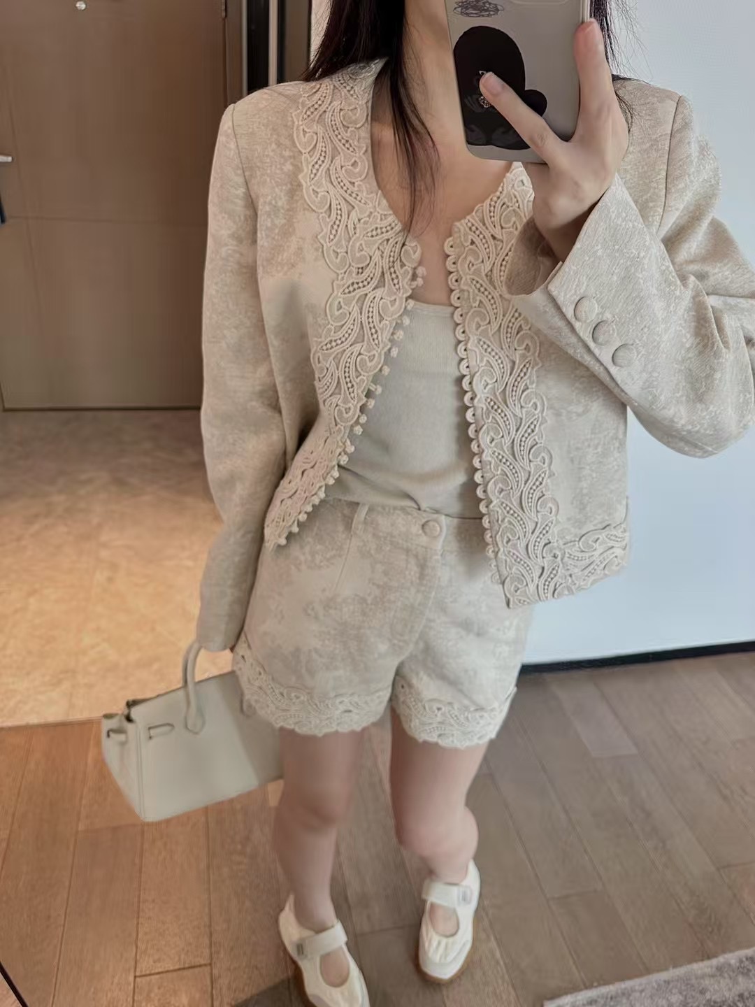 【梦境】立体装饰气质刺绣时尚百搭镂空短蕾丝外套女