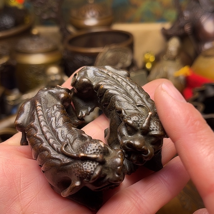 精美铜器批发档口