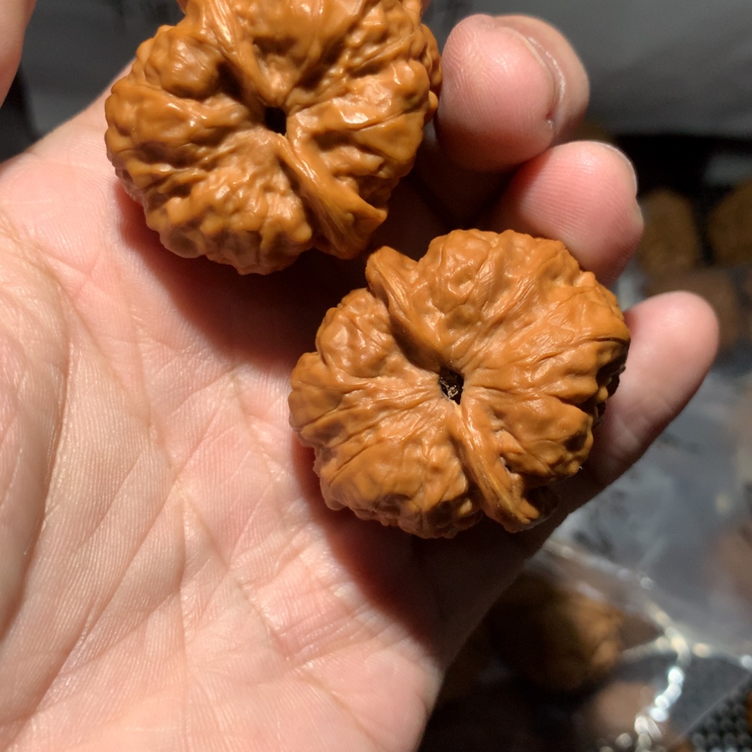 简***鱼把件文玩核桃小鱼哥专拍延庆蛤蟆头