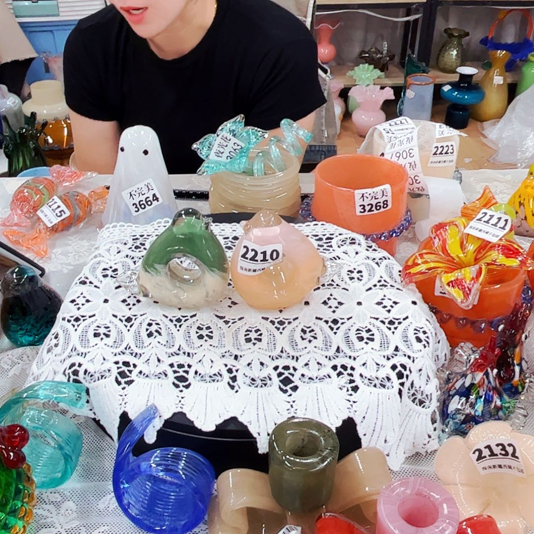 一对甜甜圈鸟 家悦琉璃工艺品