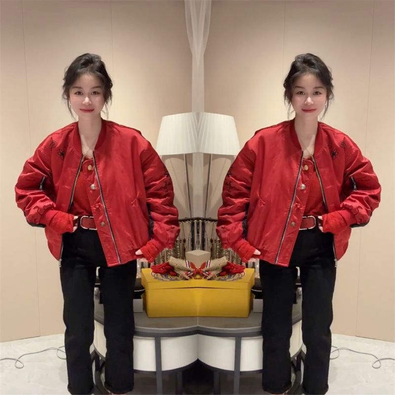 欧货2025春季新款棒球服外套女时髦时尚休闲减龄彩扣百搭加