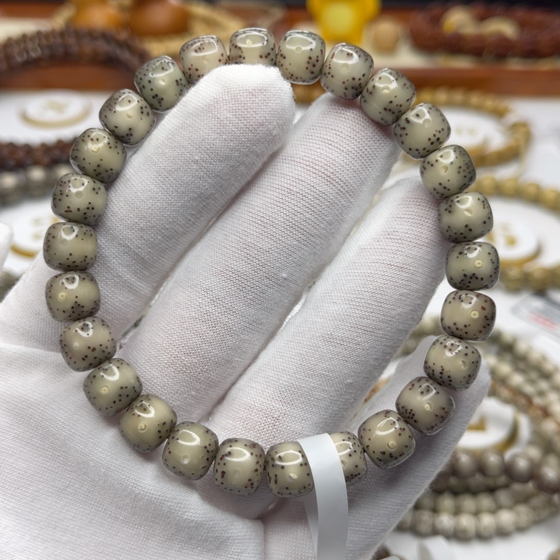 星月菩提手串9/8糯冰奶奶灰大眼睛横纹月通体