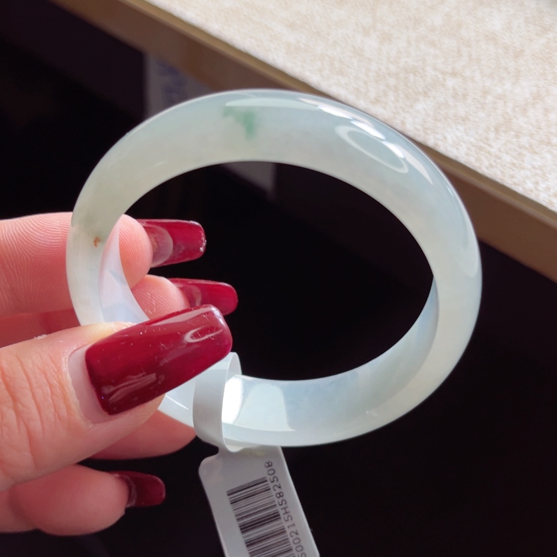 翡翠手镯未镶嵌手镯