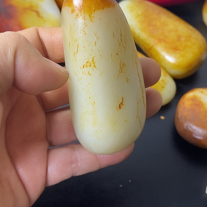 A***Y和田玉未镶嵌挂件