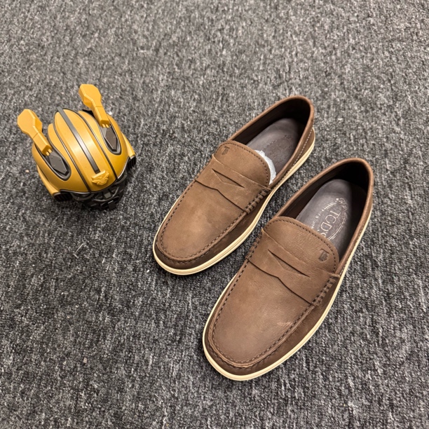 95新 TOD’S/托德斯 /39.5码/棕色压印一脚蹬/公价4800