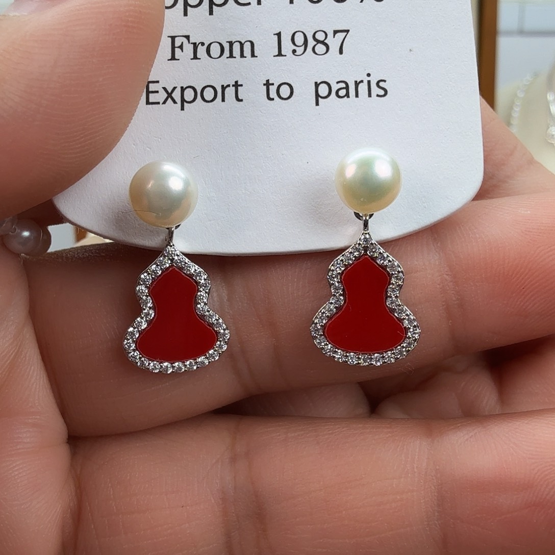 淡水珍珠耳饰未镶嵌