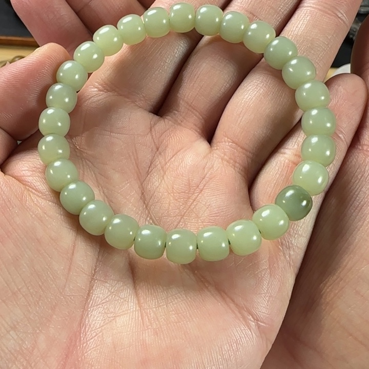 和田玉未镶嵌颈饰定制