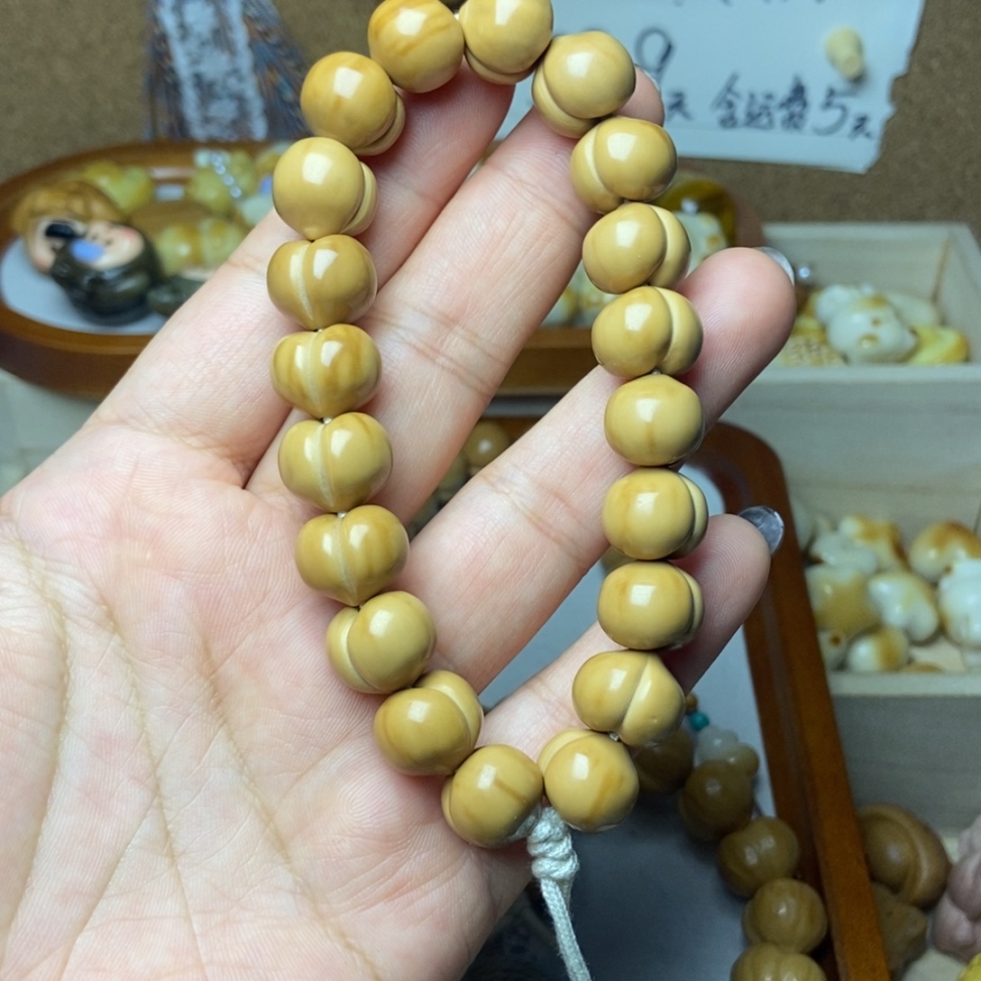 猴头核桃吊坠珂基手持14➕微微瑕不退换