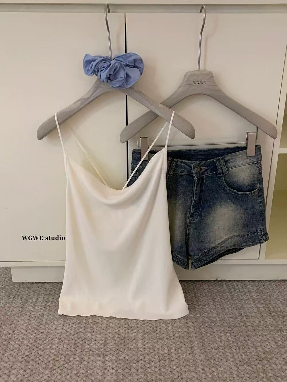 ZOZO-8507夏季新款女素板百搭减龄吊带背心