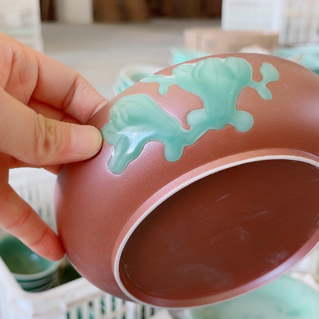 青瓷哈哈哈哈斤斤计较经济斤斤计较哈哈