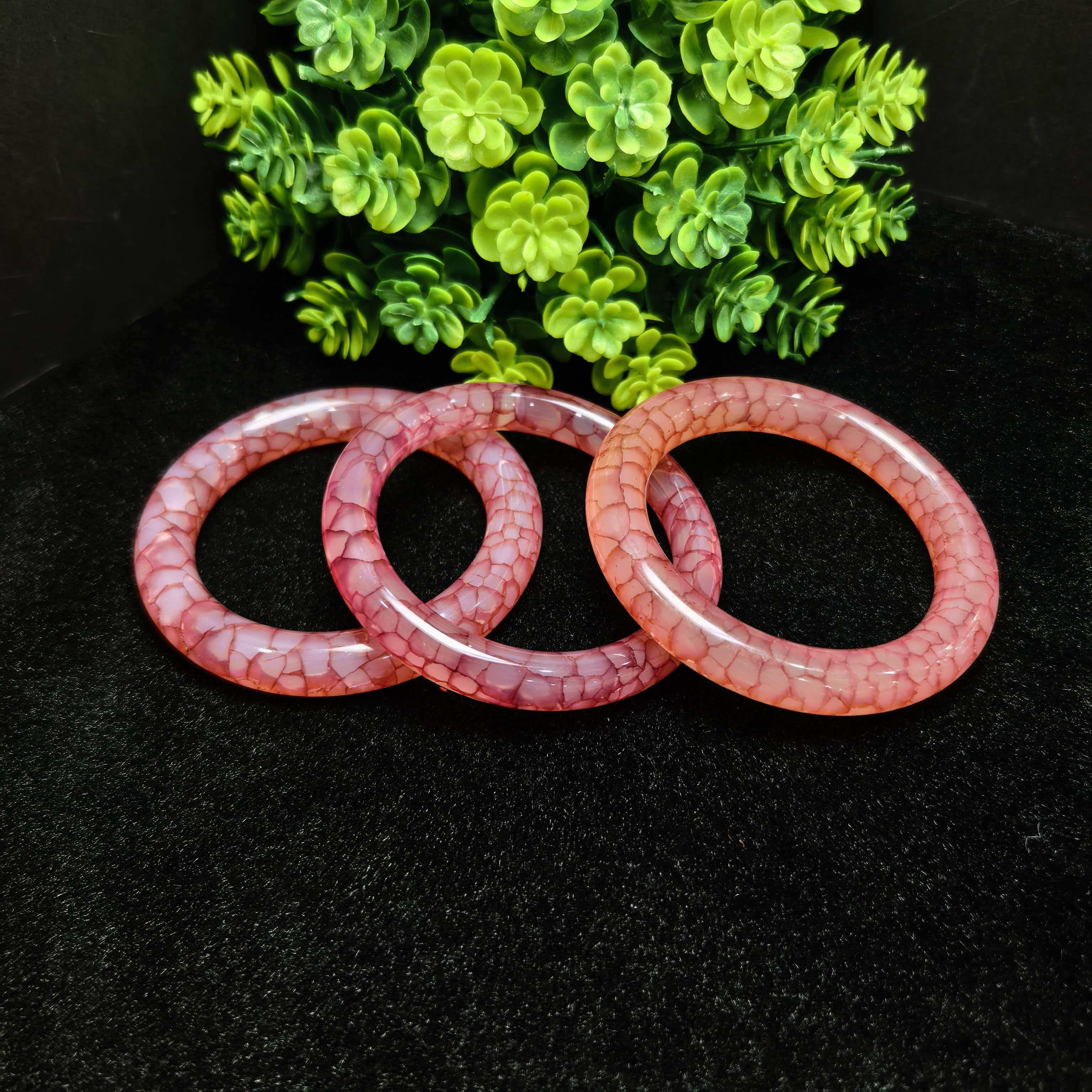 S1816【东齐珠宝】赤炎龍纹火陨玛瑙圆条手镯配礼盒-多样性只发一件