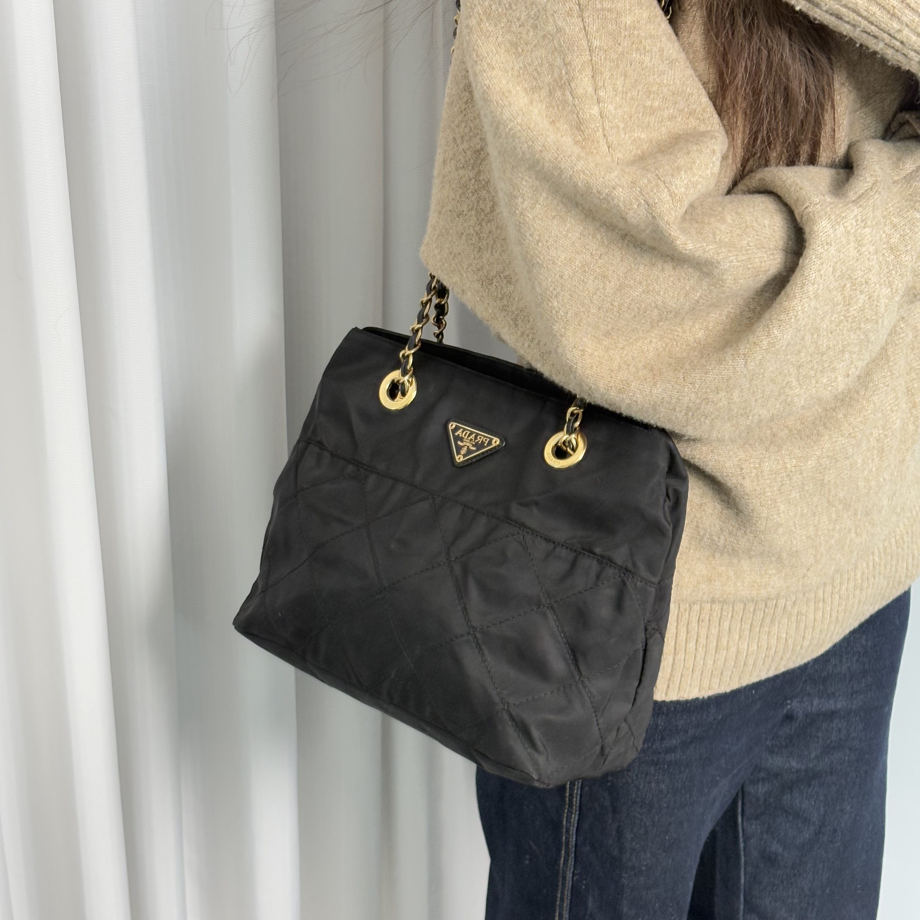 95新 Prada/普拉达 黑金降落伞链条斜挎包Li
