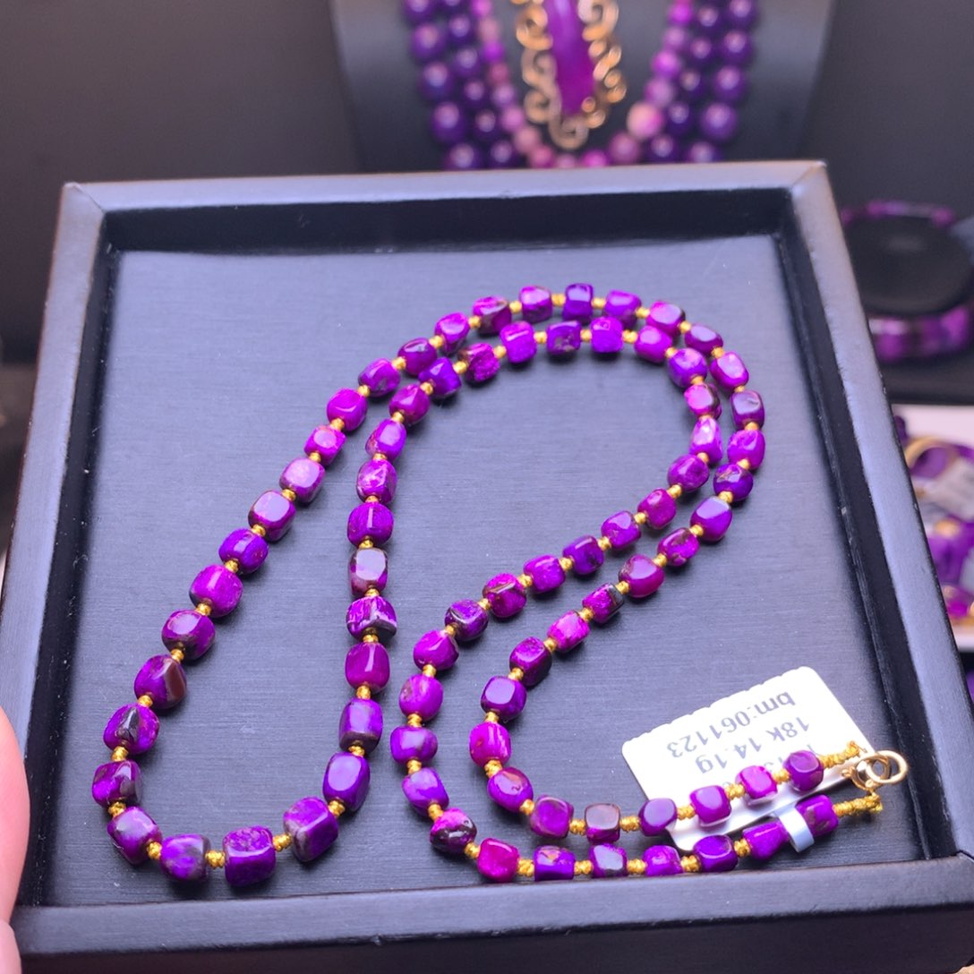 苏纪石（舒俱来）丝绒项链18K金镶嵌