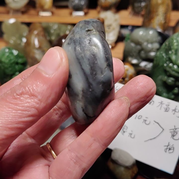 和田玉未镶嵌原石未镶嵌李*头