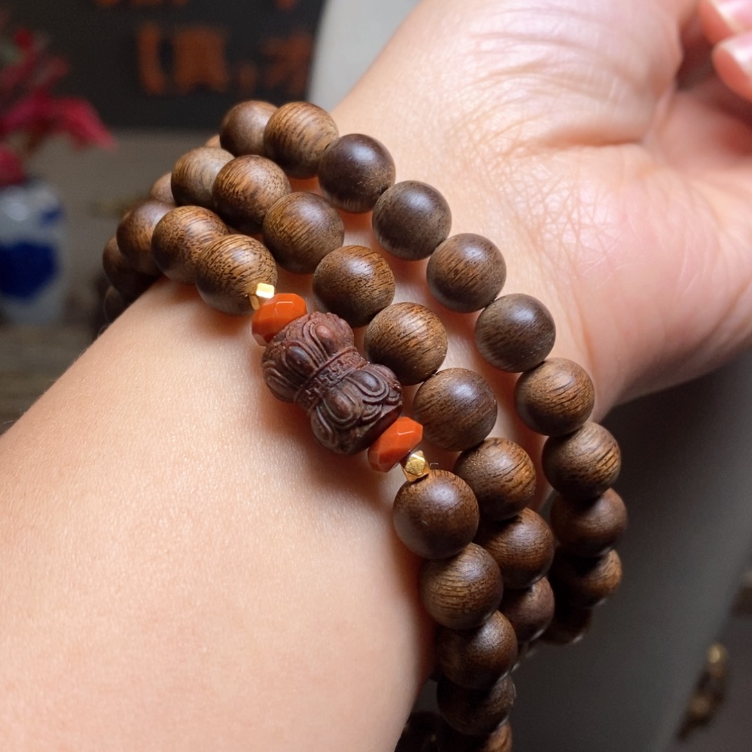 沉香手串越南芽庄天花板白棋楠0.8➕莲花沉香木雕设计配饰