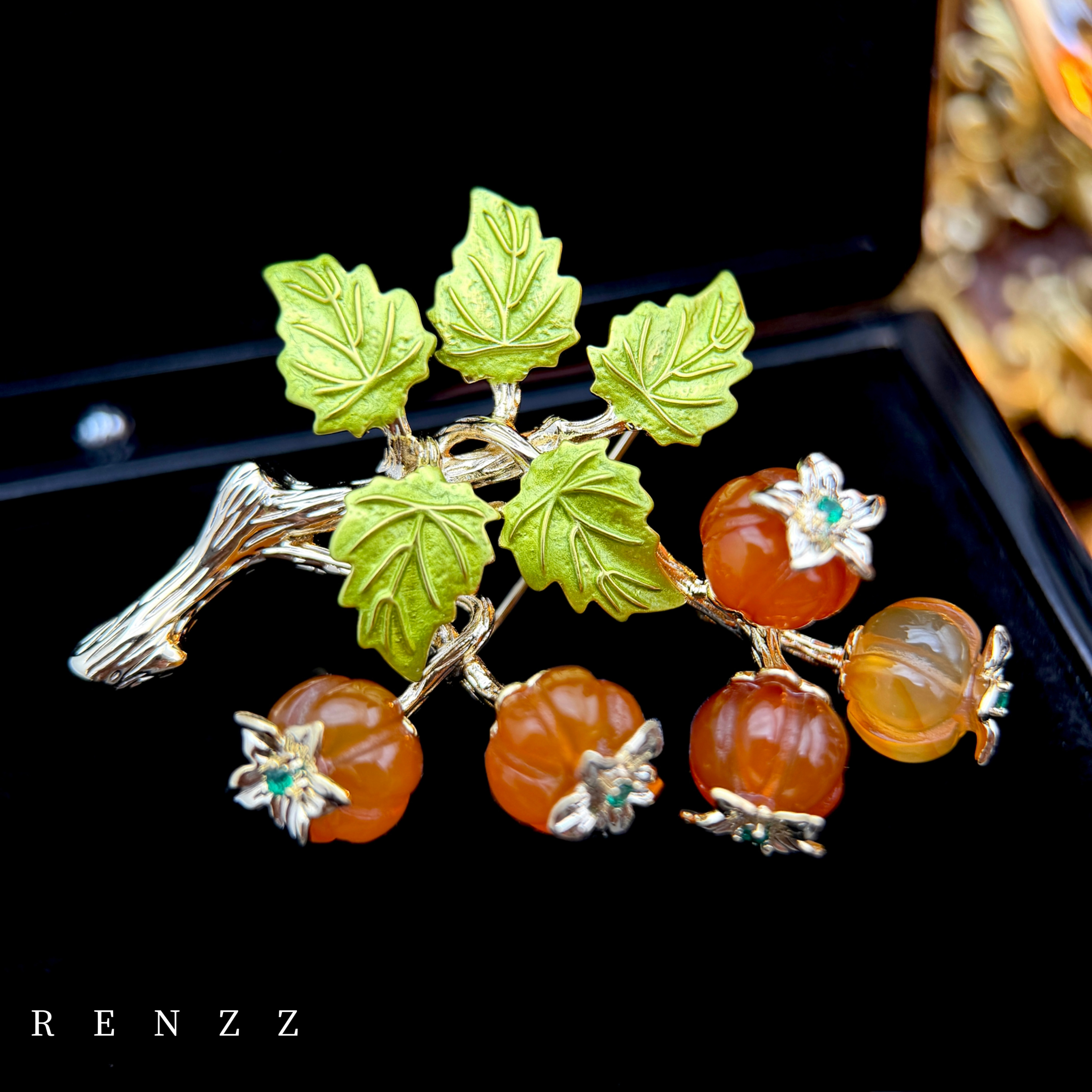  1353 设计师款柿柿如意胸针