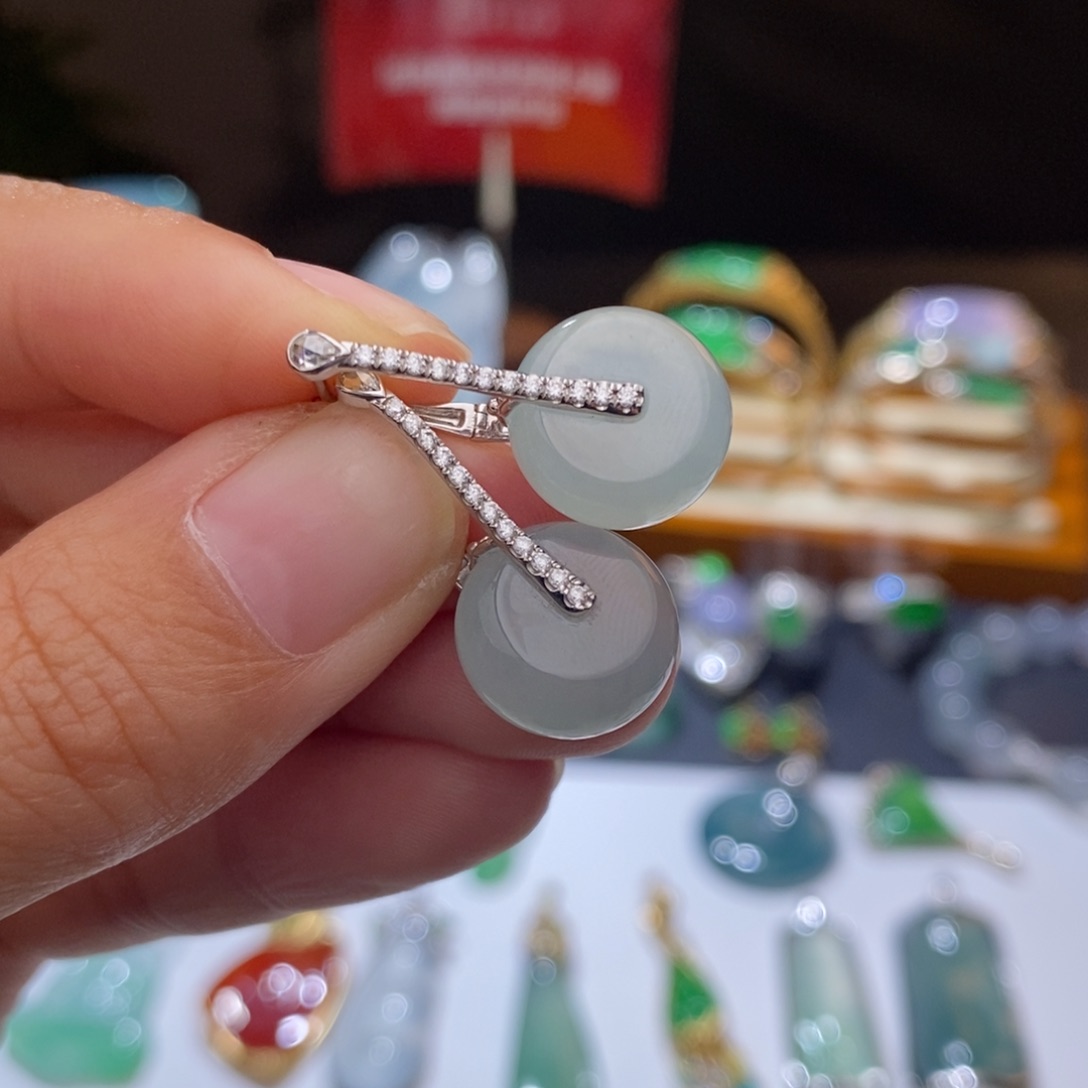 翡翠耳饰18K金镶嵌圆满