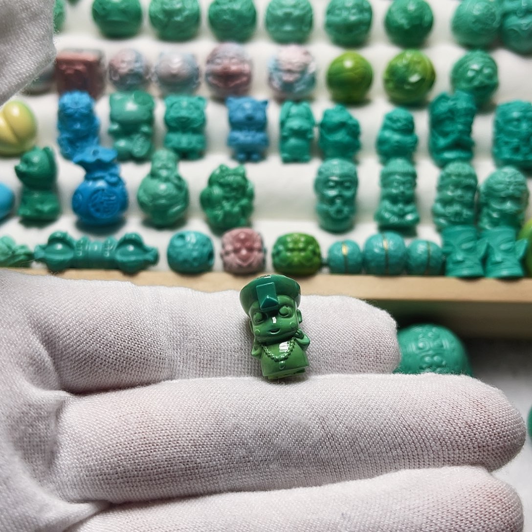 无***茶手工雕刻菜籽黄僵小鱼