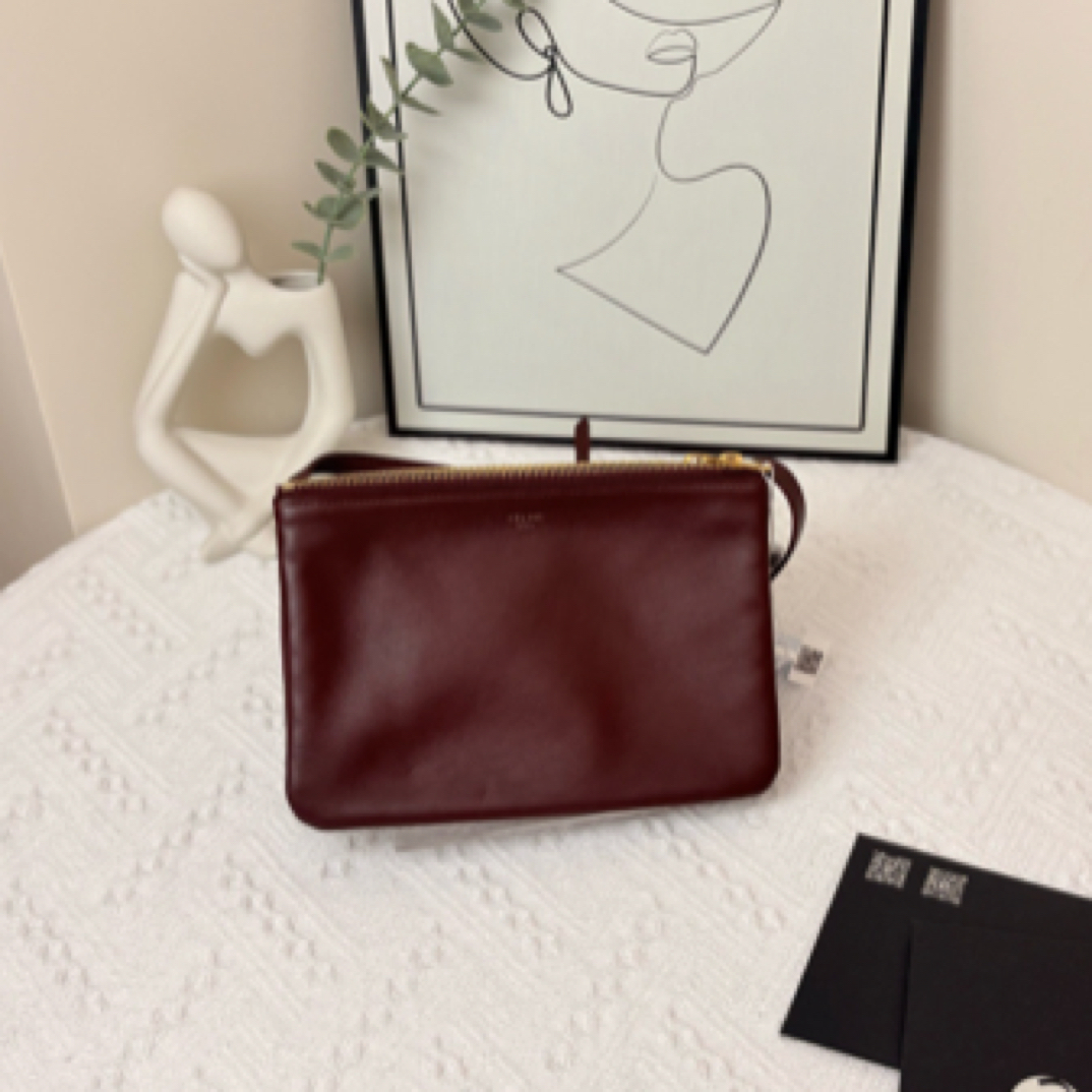 95新 Celine/思琳 风琴包/JW4663