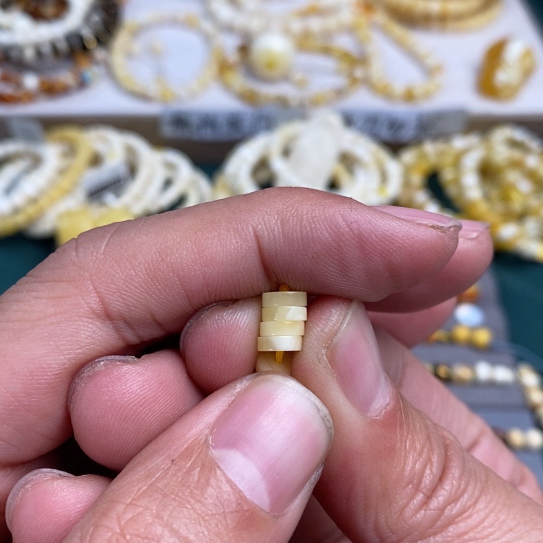 琥珀裸石未镶嵌¥*¥直切隔片6mm