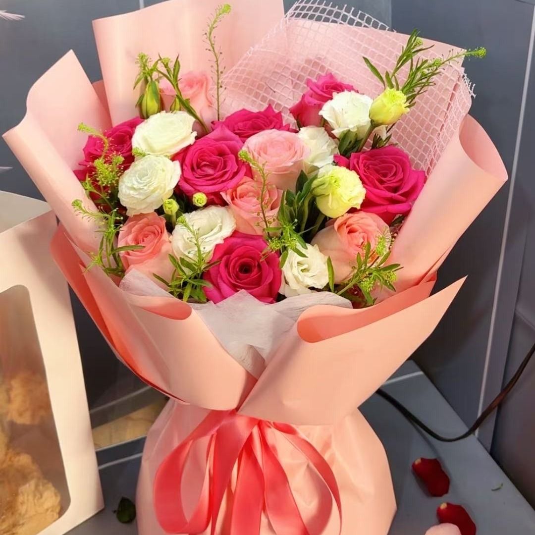 【温柔亦浪漫】11枝弗洛伊德玫瑰混搭粉玫瑰鲜花花束送女士送妈妈送朋友花店送花上门