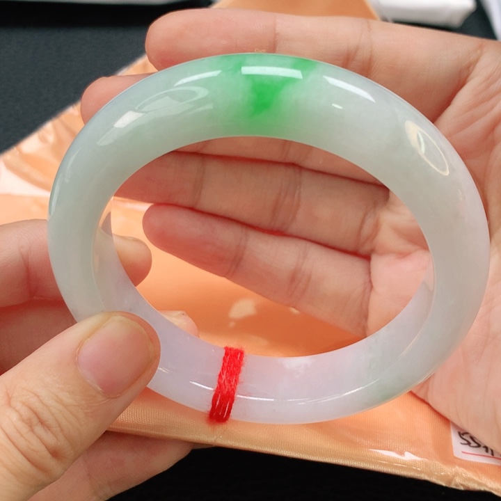 翡翠手镯未镶嵌缅甸55