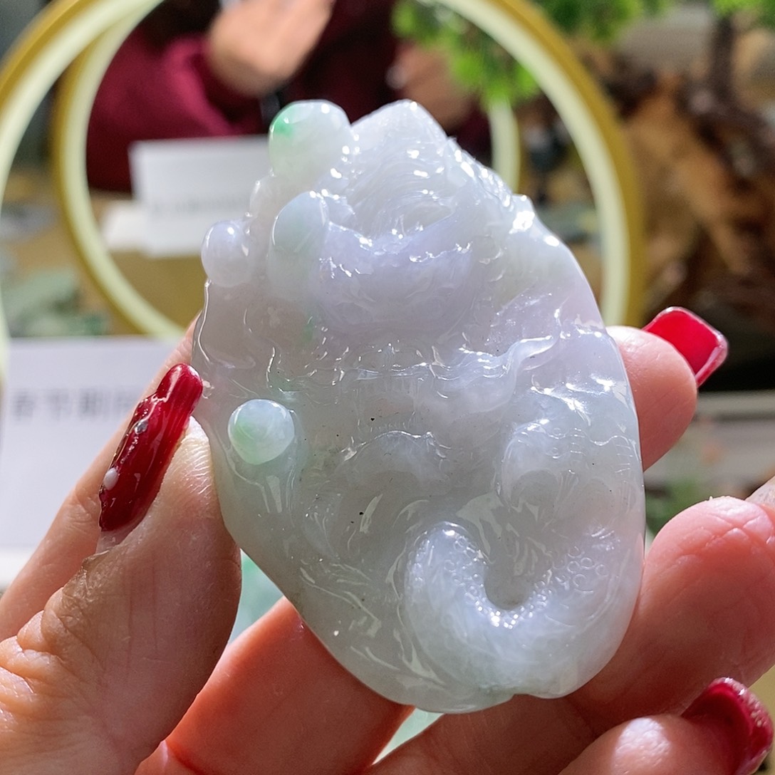 【闪购商品】翡翠颈饰未镶嵌龙牌