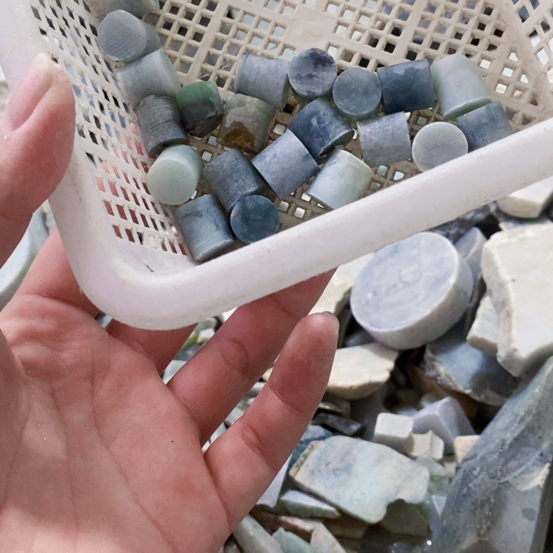 翡翠未镶嵌颈饰天然翡翠