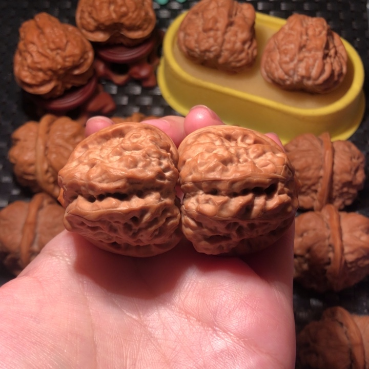 贵***哥文玩核桃把件蛙王