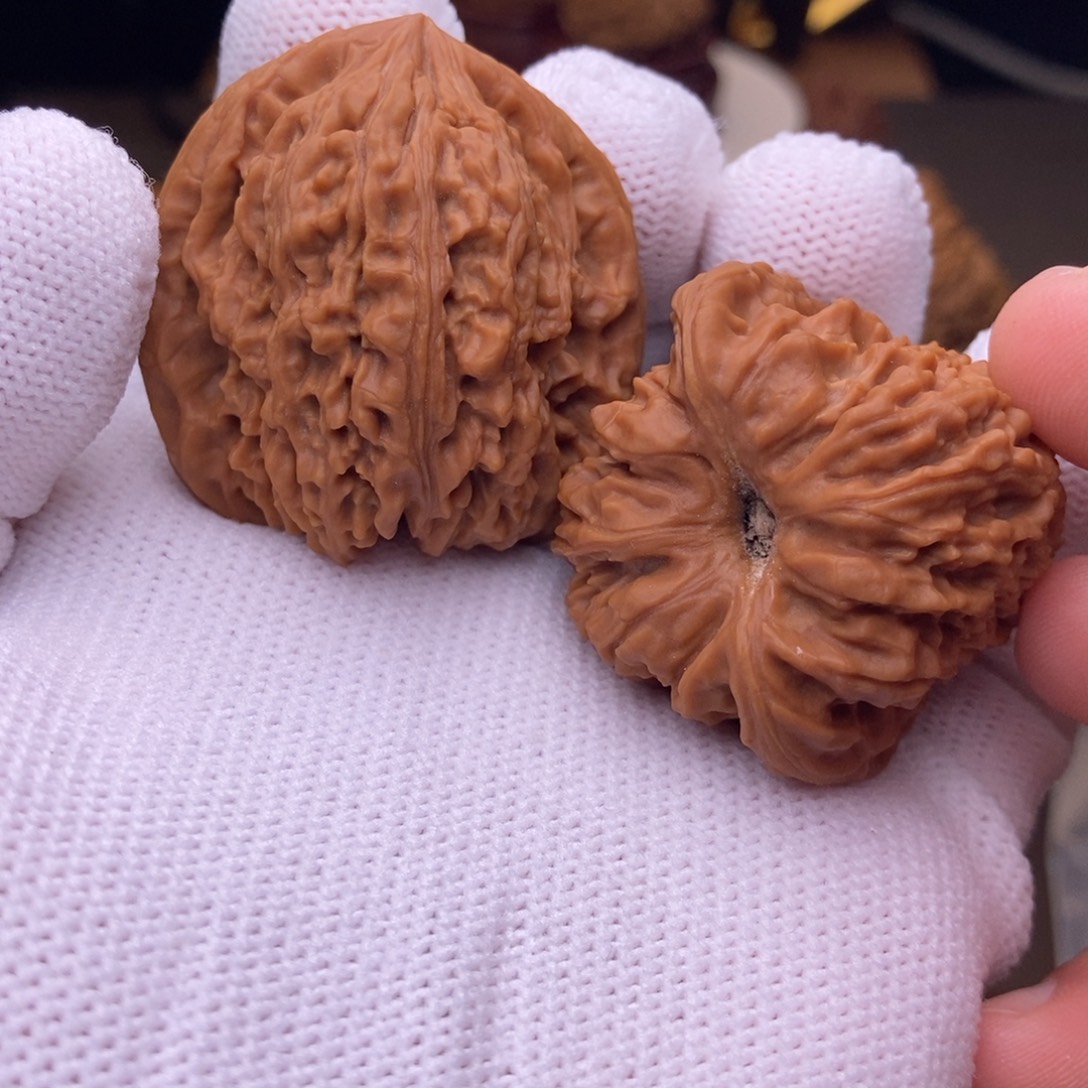把件文玩核桃正炮拉丝深深凹38.3