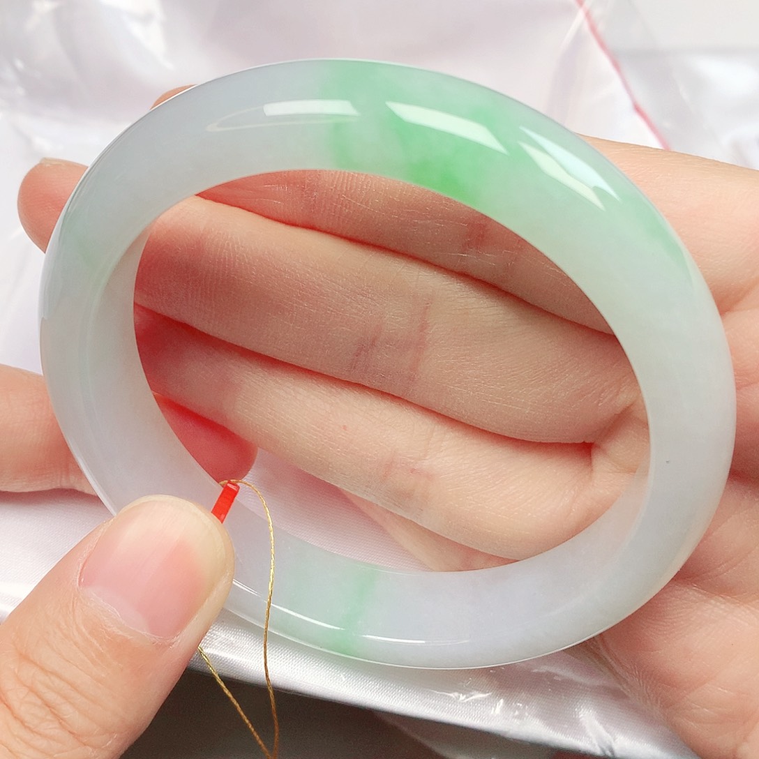 翡翠手镯未镶嵌抖音864