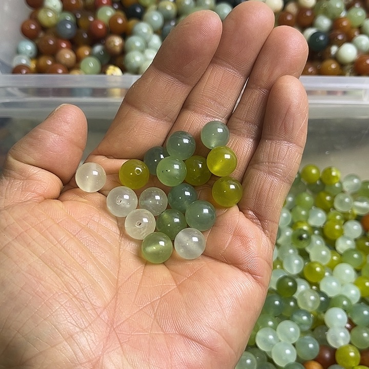 合金蛇纹石玉颈饰