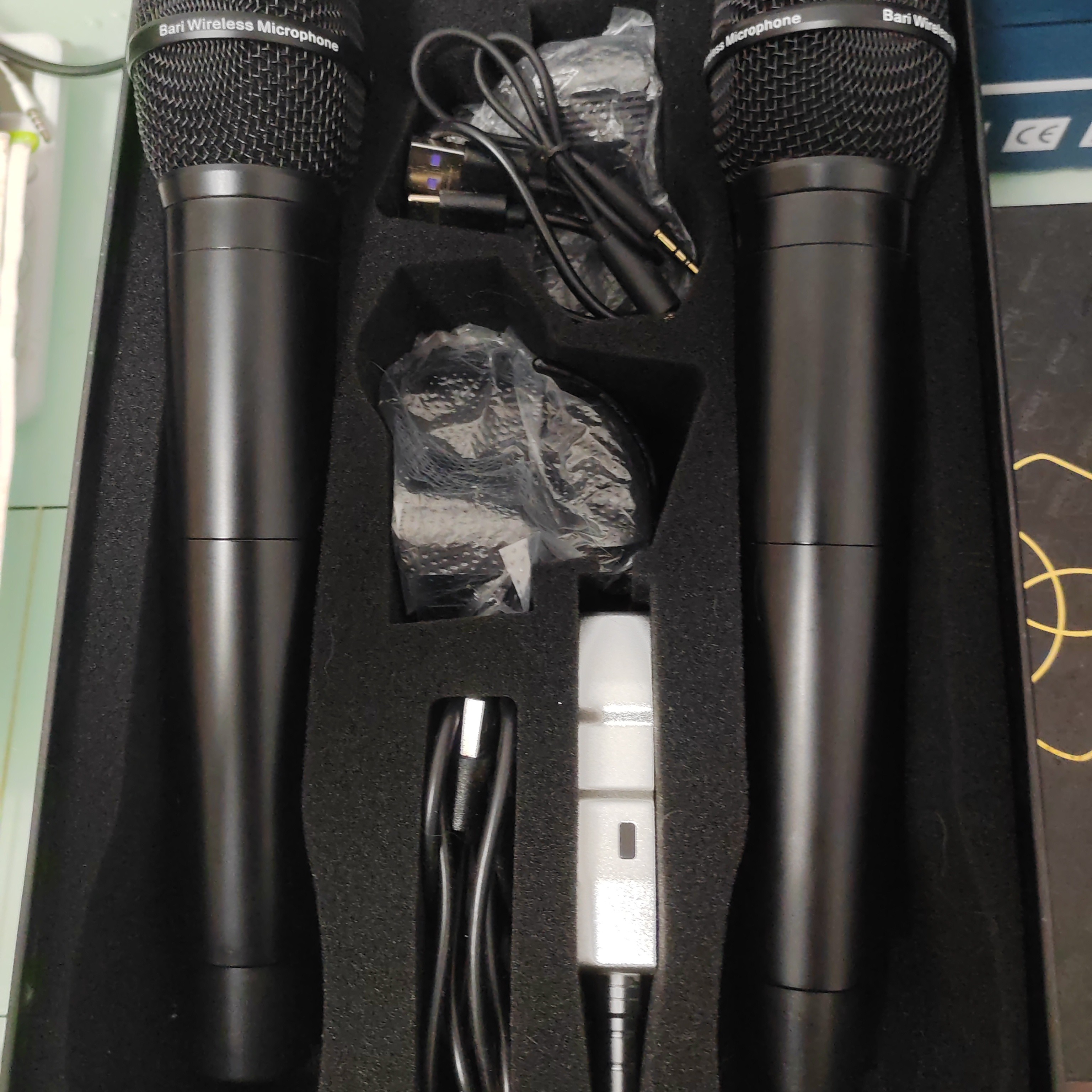 二手95新巴里无线麦克风一拖二直播k歌设备