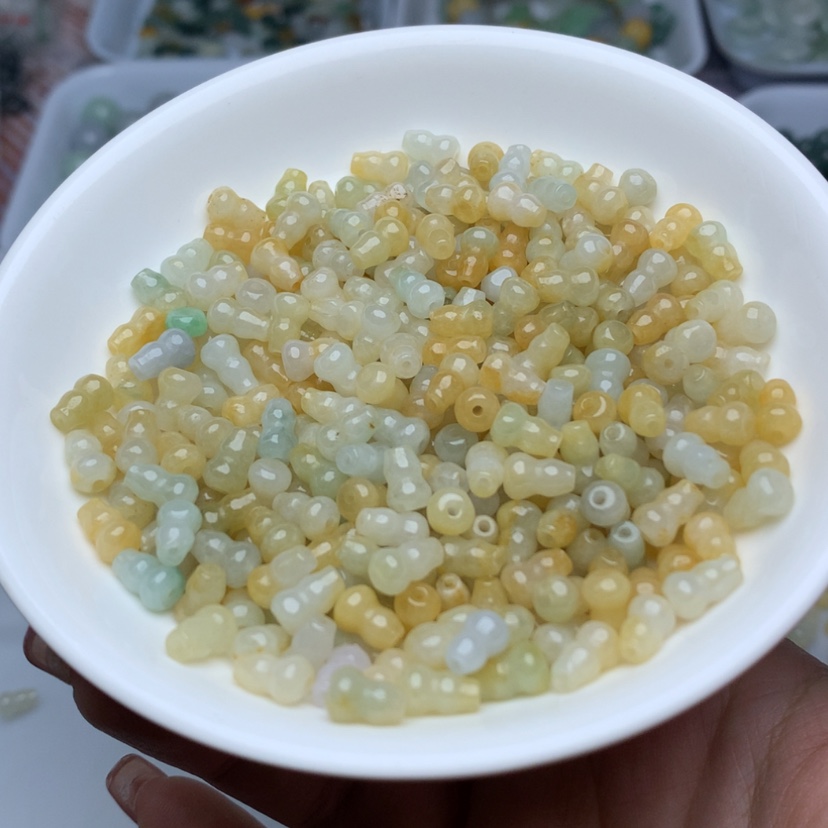 【闪购商品】未镶嵌翡翠手链卡5乘7.4冰黄葫芦50颗