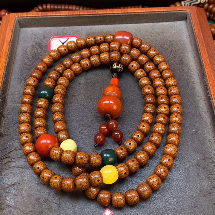 星月菩提吊坠菩提