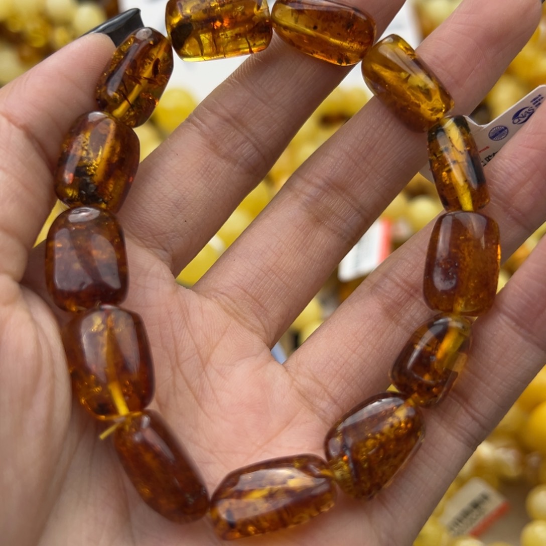 琥珀珠宝奇石未镶嵌