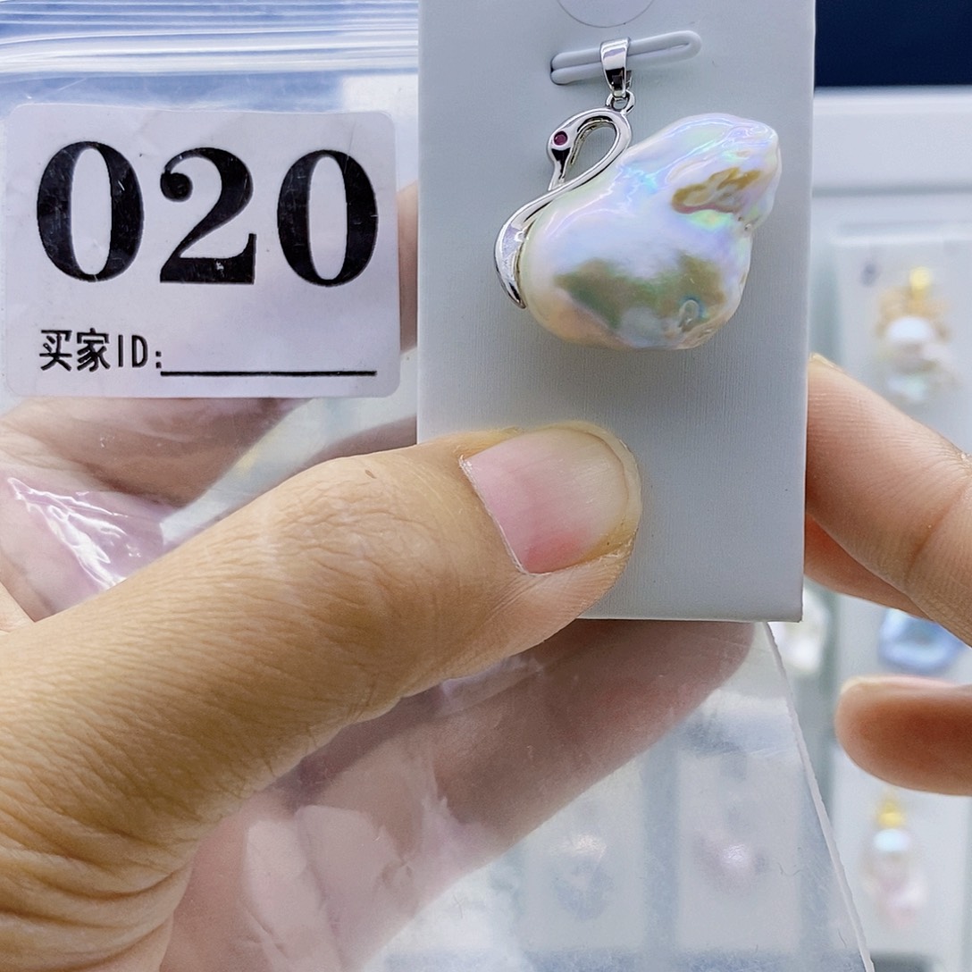 淡水珍珠颈饰钛钢