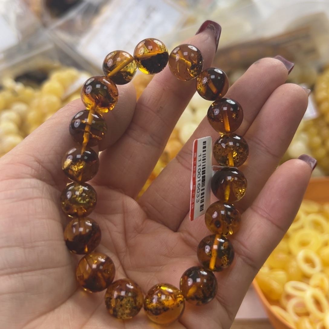 琥珀珠宝奇石未镶嵌