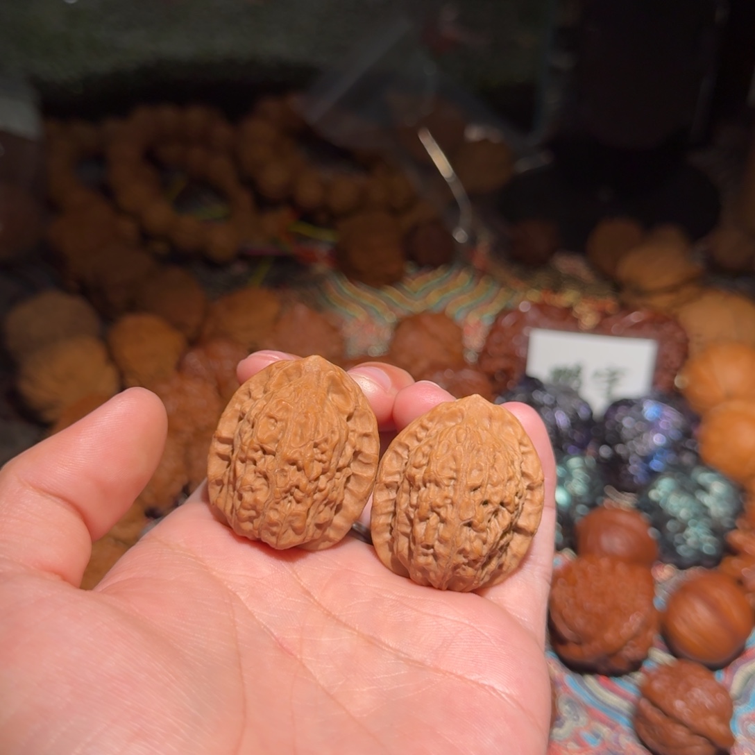 文玩核桃把件072号34原树玉观音文玩