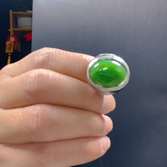 未镶嵌戒指和田玉