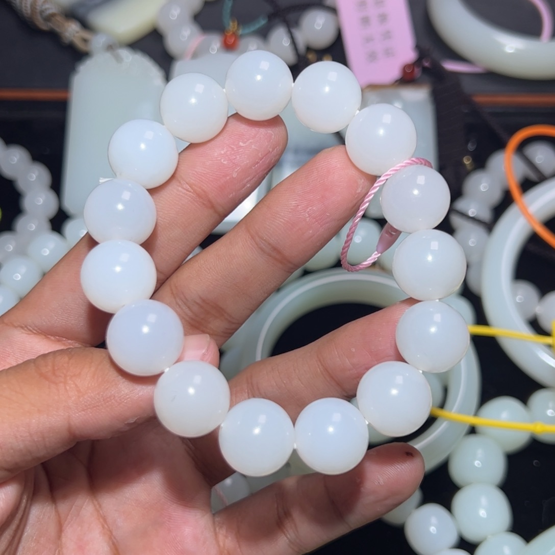 快***哥和田玉未镶嵌手链