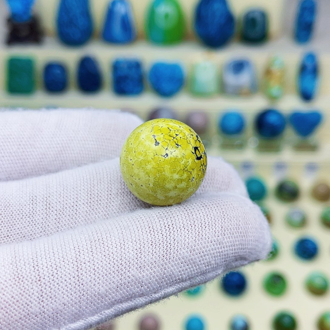 绿松石绿松石未镶嵌