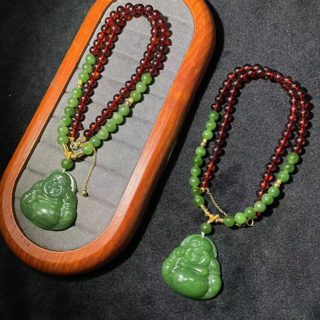 【胖】和田玉吊坠多样性发其一@k（配琥珀）