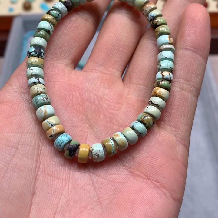 绿松石配饰未镶嵌