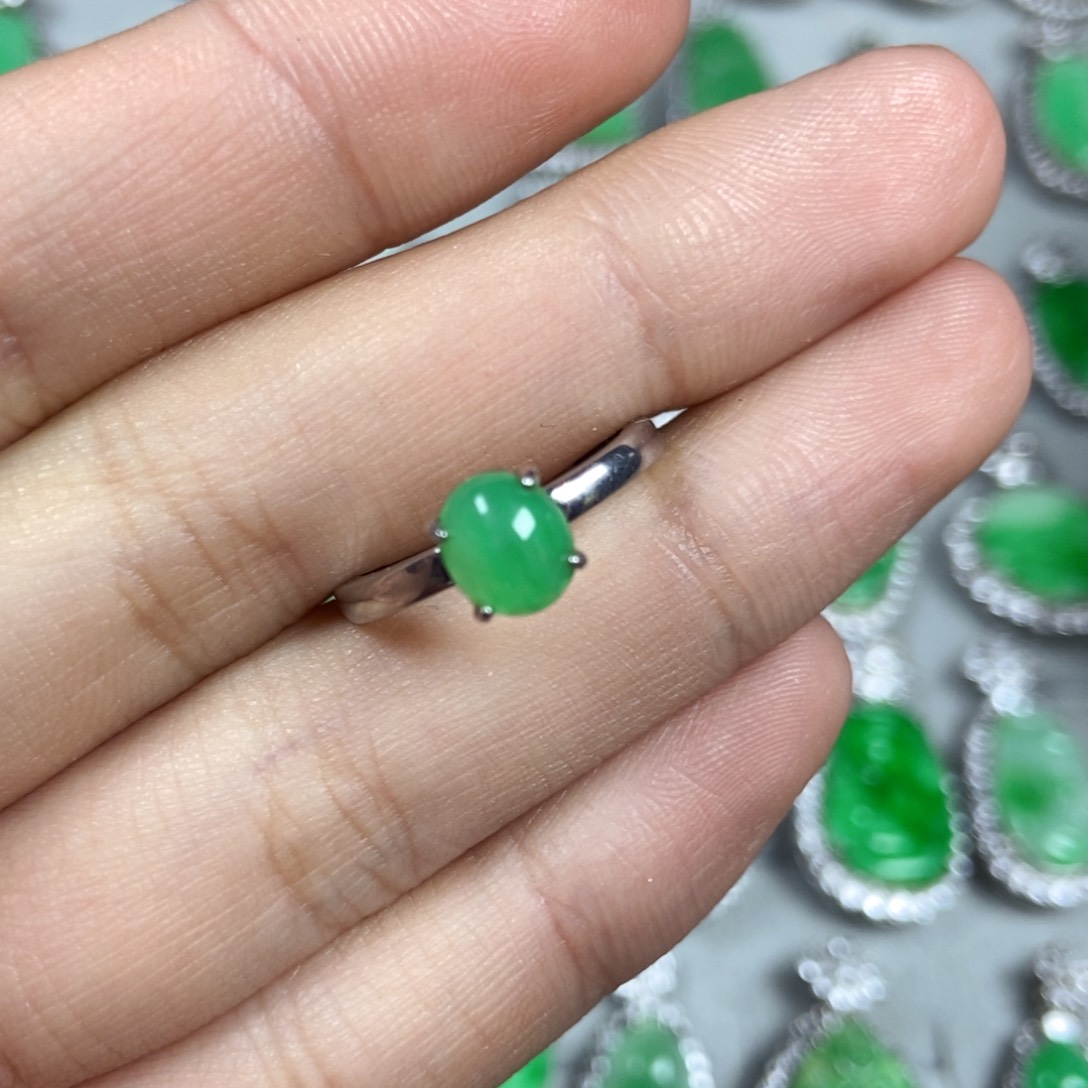 未镶嵌戒指翡翠蛋面