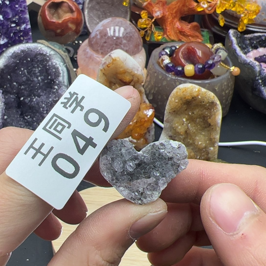 紫晶水晶摆件未镶嵌49