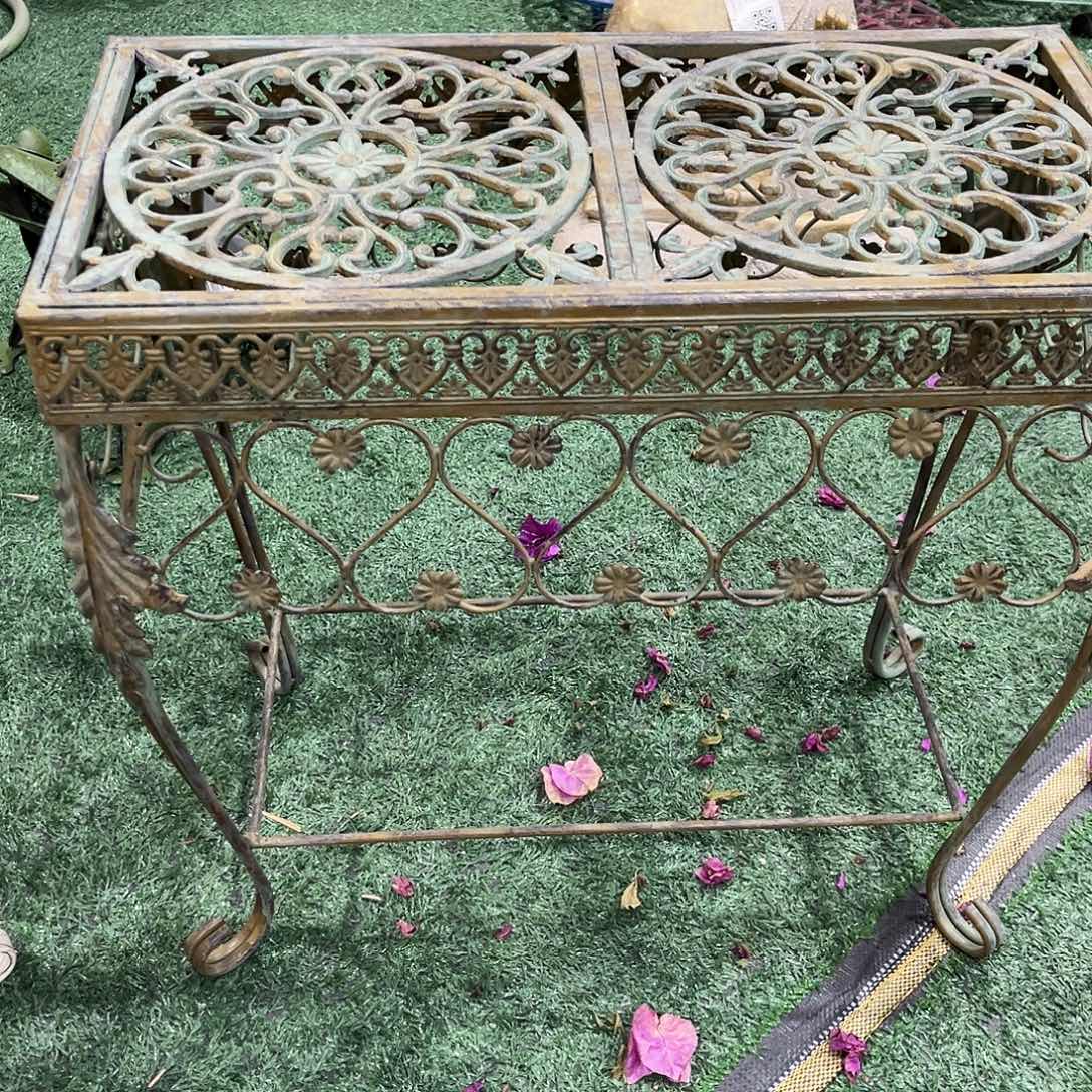 大***子花架置物架和一根竹